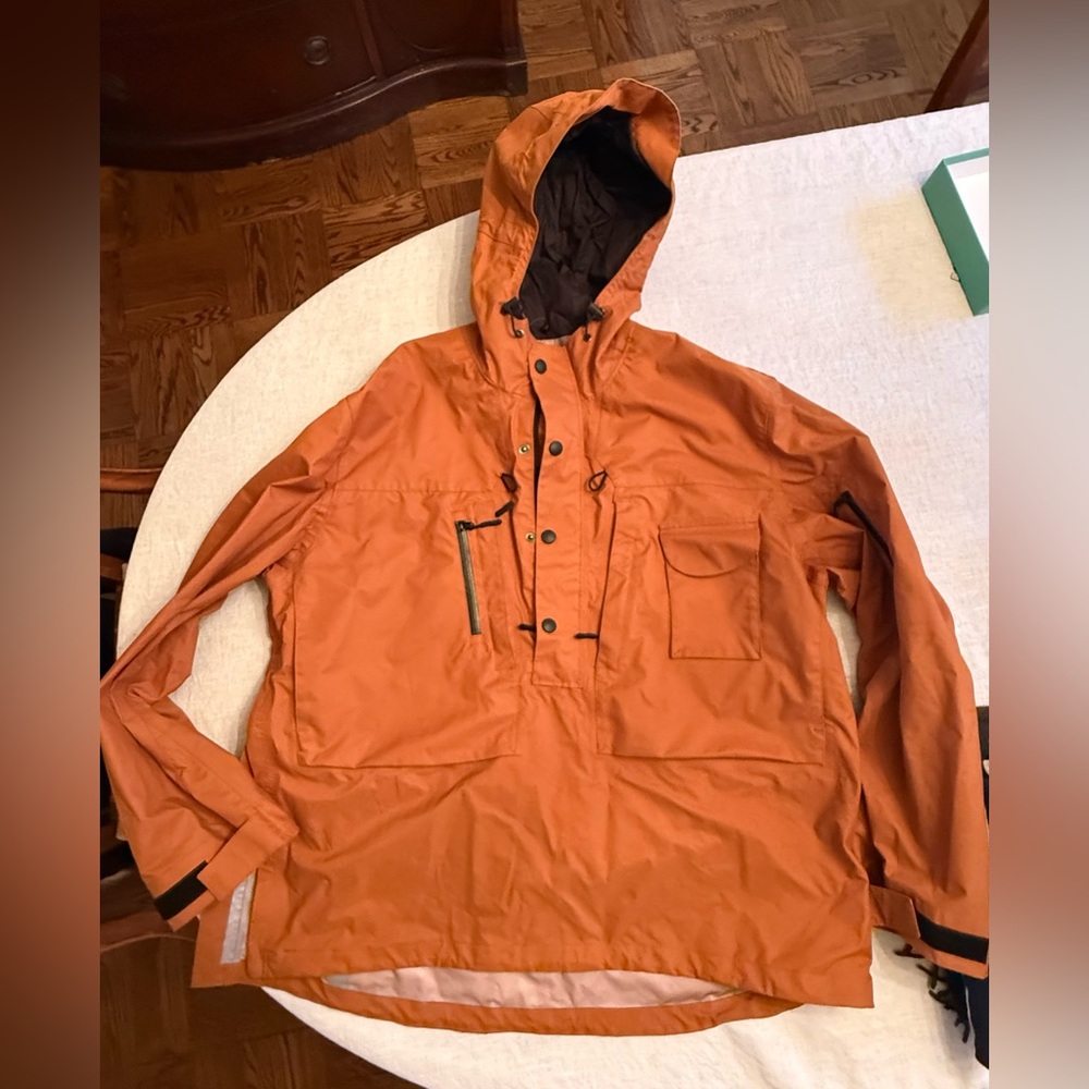 J.L. Powell Men’s XXL half-zip jacket